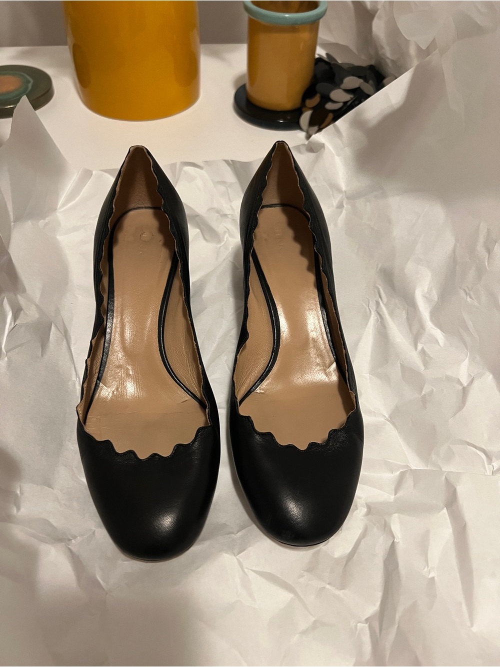 Chloe leather Scalloped pumps